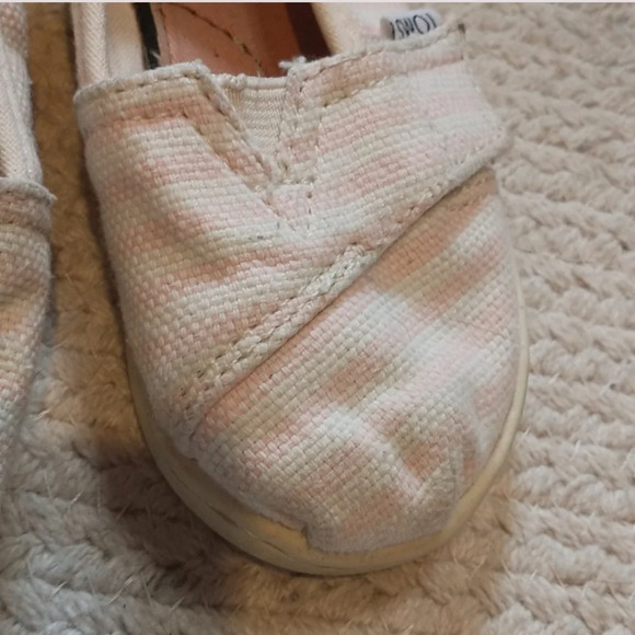 Toms pale pink and white Espadrilles size 5 - Picture 5 of 5